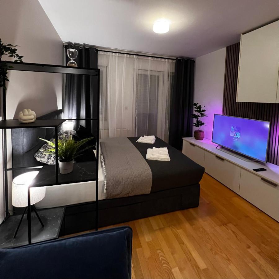 Maestral Living Studio Apartment ซาเกร็บ ภายนอก รูปภาพ