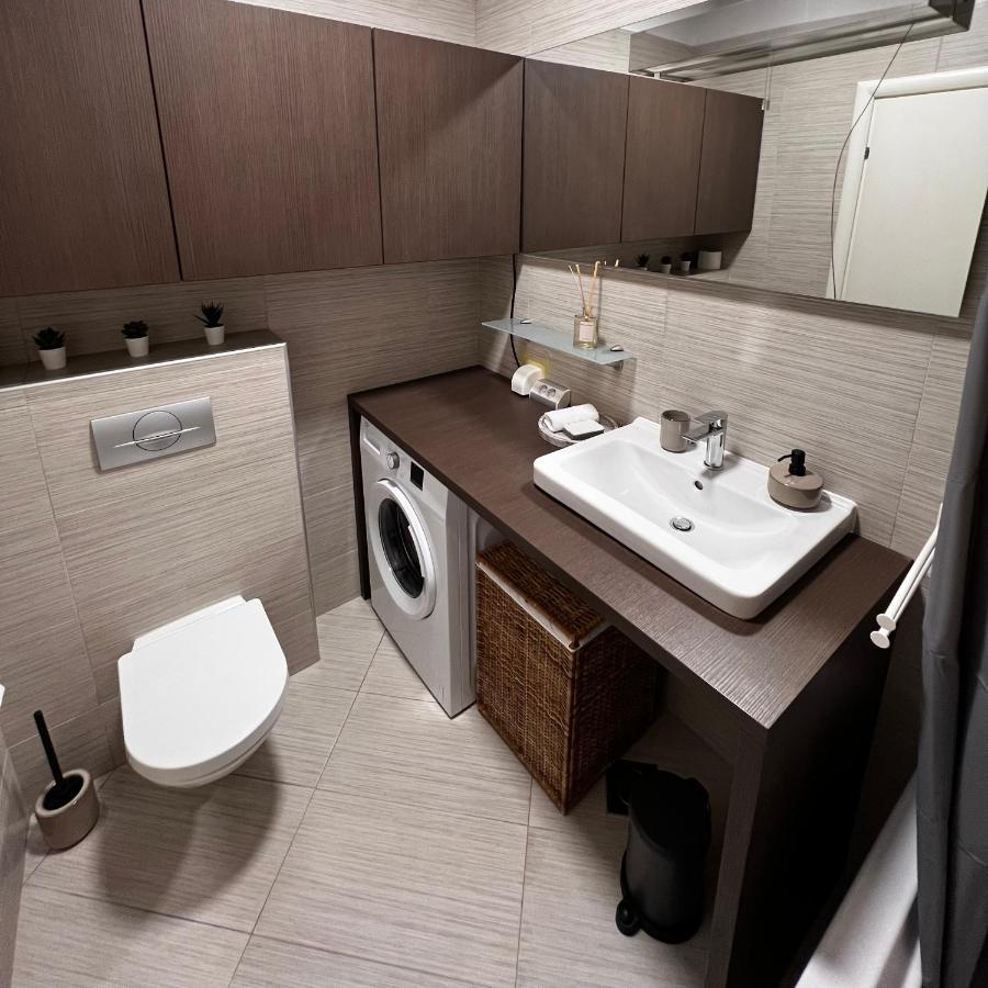 Maestral Living Studio Apartment ซาเกร็บ ภายนอก รูปภาพ